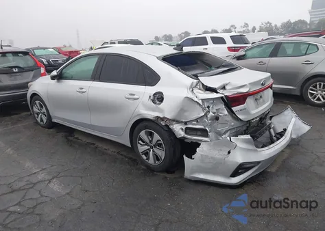 2020 Kia Forte Lxs z USA, uszkodzony, nr VIN 3KPF24AD3LE204185